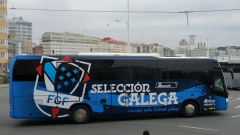 Autobús de Monbus de la Selección Gallega de Fútbol.