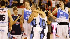 The Obradoiro celebrates the Victory over the ICL Manresa