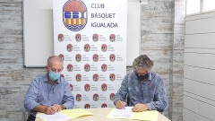 Jordi Balsells i Cleto Vázquez durant la signatura de l'acord