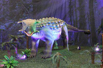 Ankylosaurus na Exposición Days of the Dinosaur en Vigo