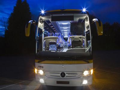 Mercedes-Benz Tourismo 16RHD Monbus coach model.