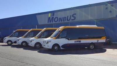 Minibus Monbus modèle Noge Mercedes - Benz Sprinter 519