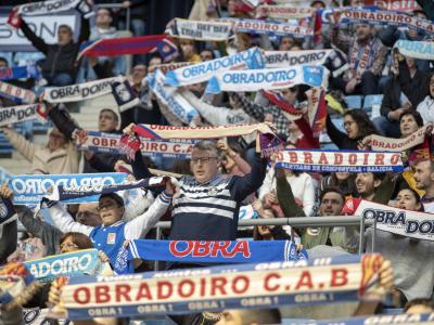 Fans of Monbus Obradoiro encouraging during the game