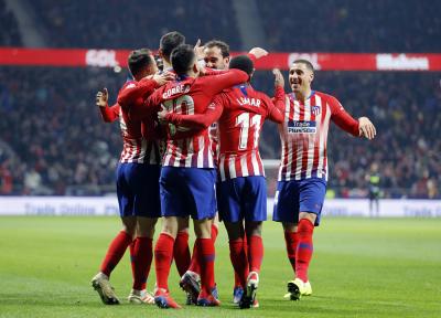 Os xogadores do Atlético de Madrid celebran un gol