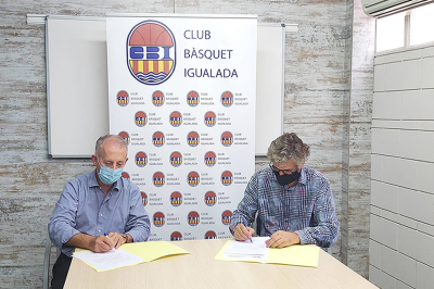 Jordi Balsells e Cleto Vázquez durante a firma do acordo