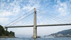 Ponte de Rande que atravesa a Ría de Vigo