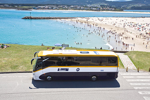 Mini busMonbus Noge Touring HD sur la Mariña de Lugo